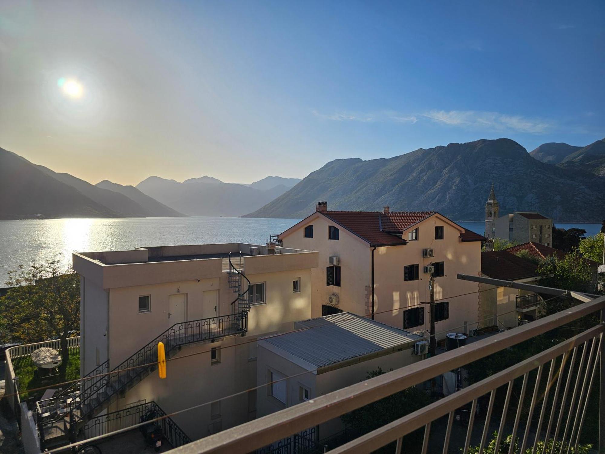 科托尔Modern Seaside Escape - Stunning Sea View - Private & Stylish公寓 外观 照片
